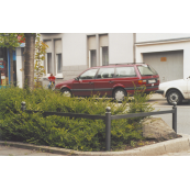 Border railing with cross bar made | of flat bar steel | Flat bar steel 45 x 15 mm | total length: 1000 mm